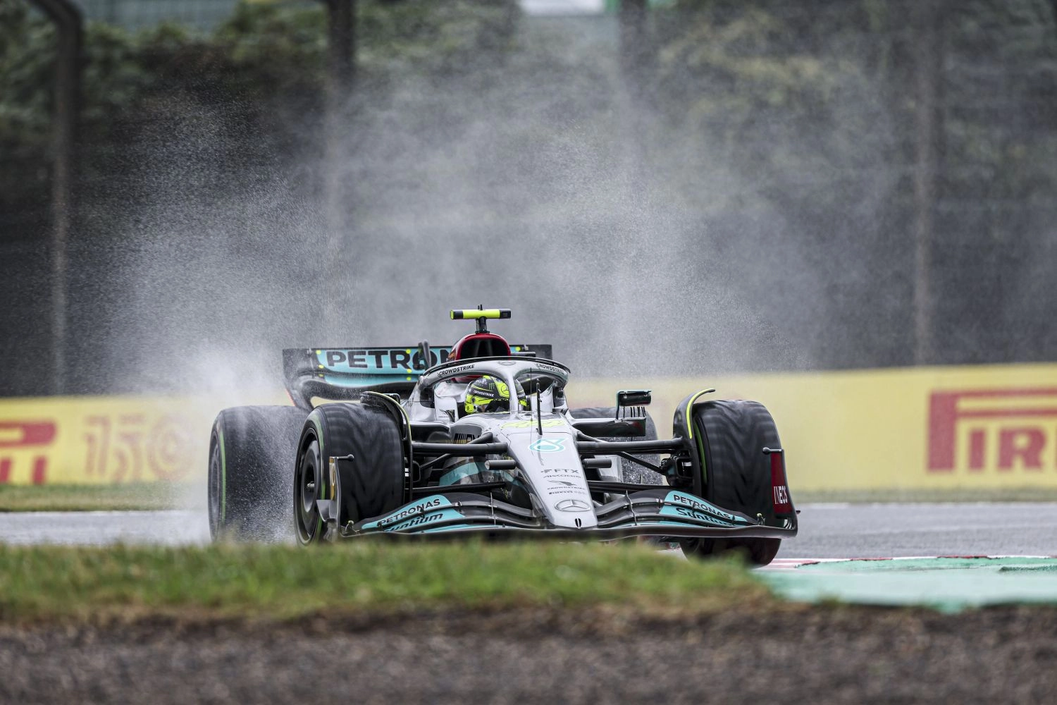 Mercedes et McLaren font part de leurs retours après les tests de la FIA à Silverstone