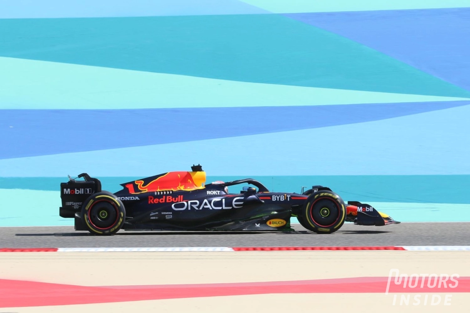 Essais Bahreïn Jour 1 : Red Bull et Aston Martin dans un mouchoir de poche, fiabilité remarquable