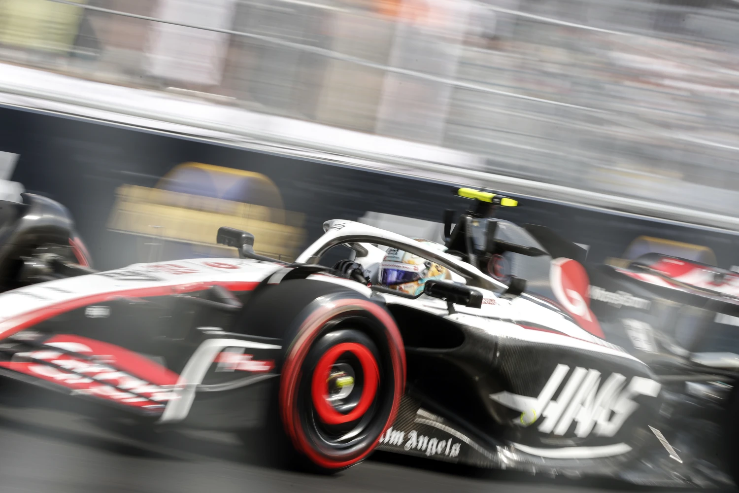 Haas s’est montrée à domicile