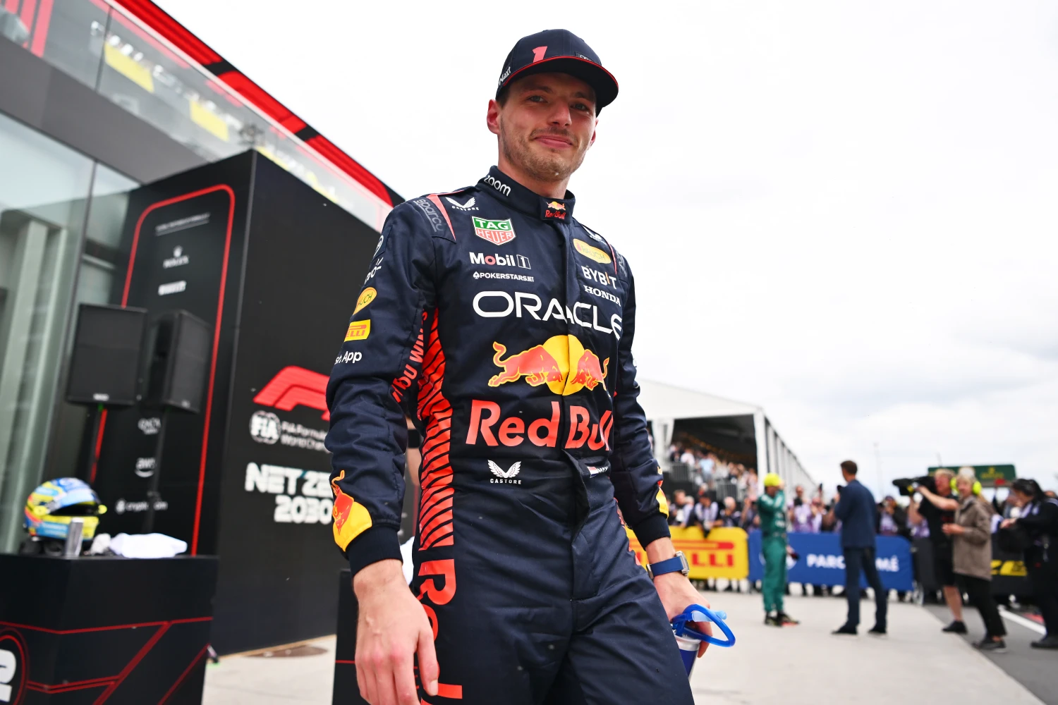 131 083€ : Record pour la combinaison de Max Verstappen aux enchères