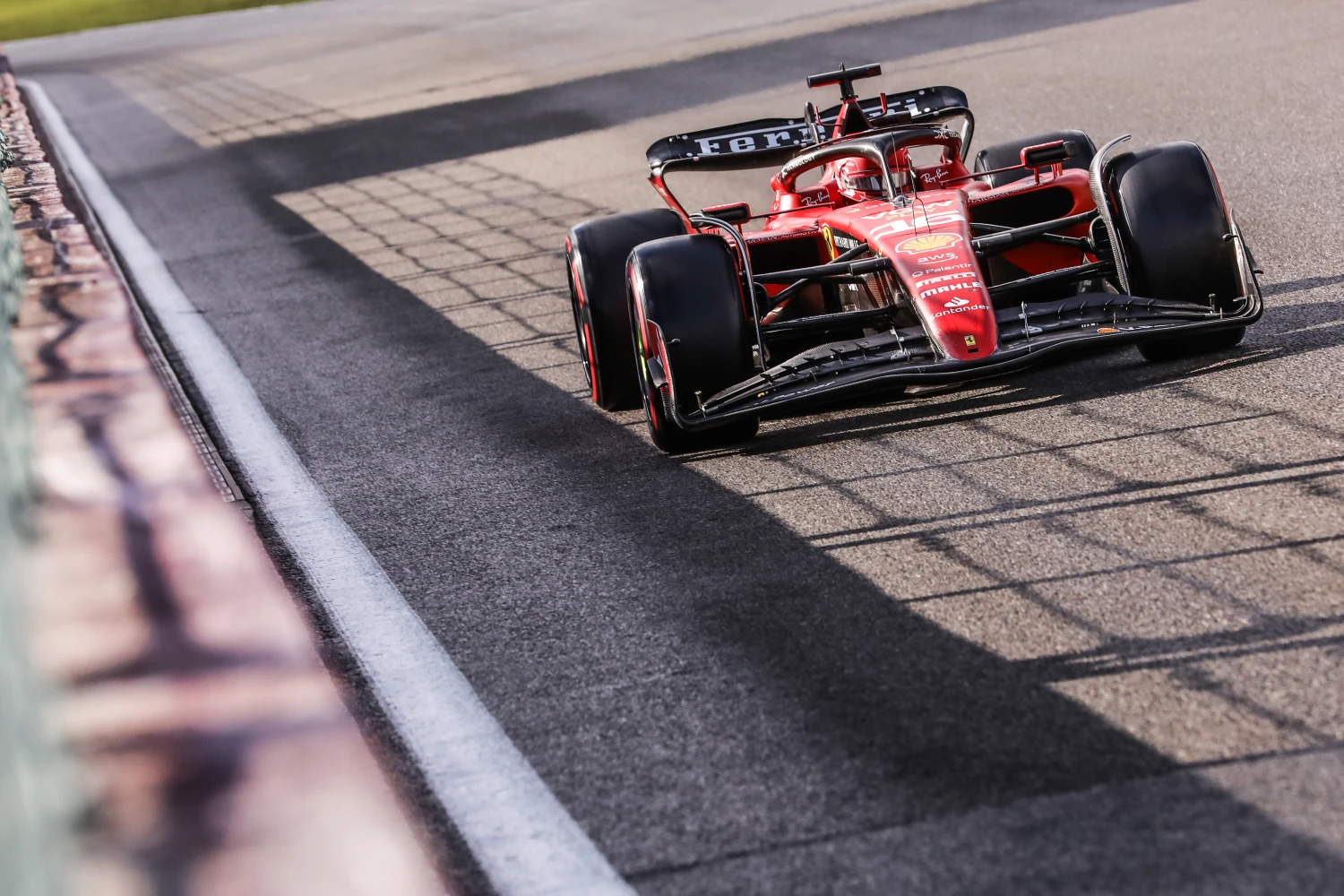 Charles Leclerc : « Je suis sûr que la pole n’était pas possible aujourd’hui »