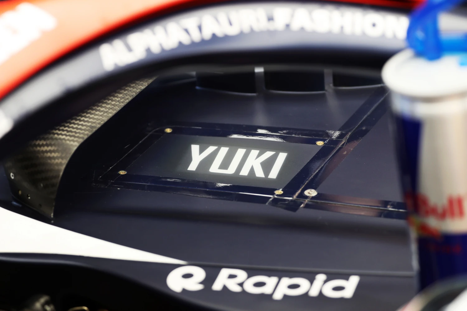 AlphaTauri utilisera des écrans publicitaires ultra fins sur sa F1 en 2024
