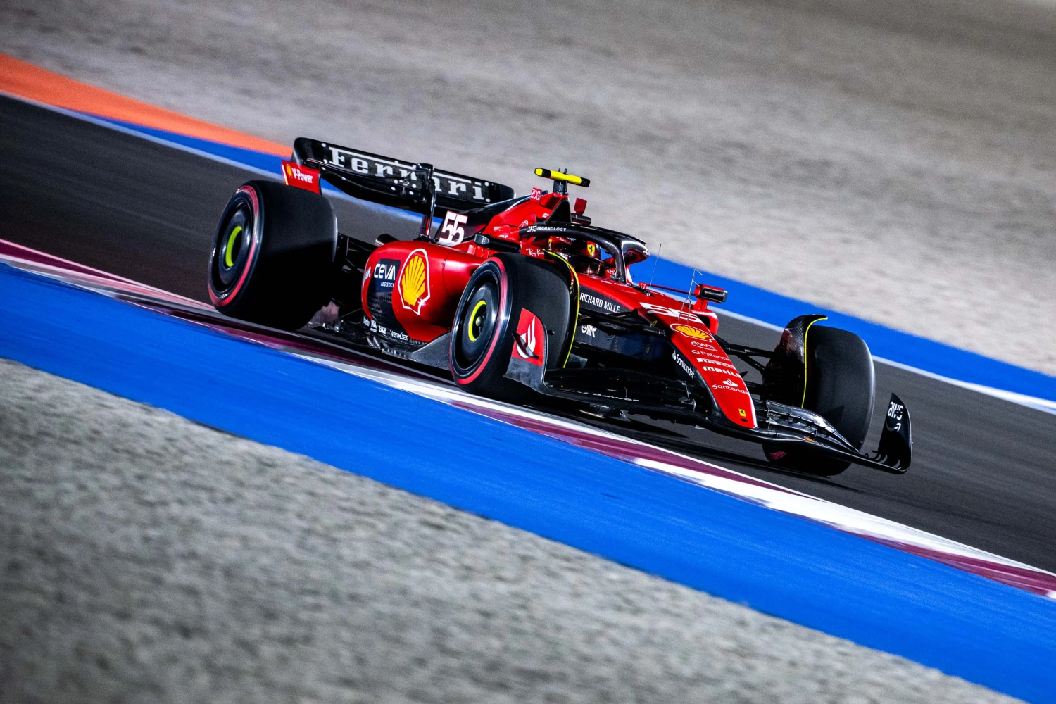 Carlos Sainz ne pourra pas prendre le départ