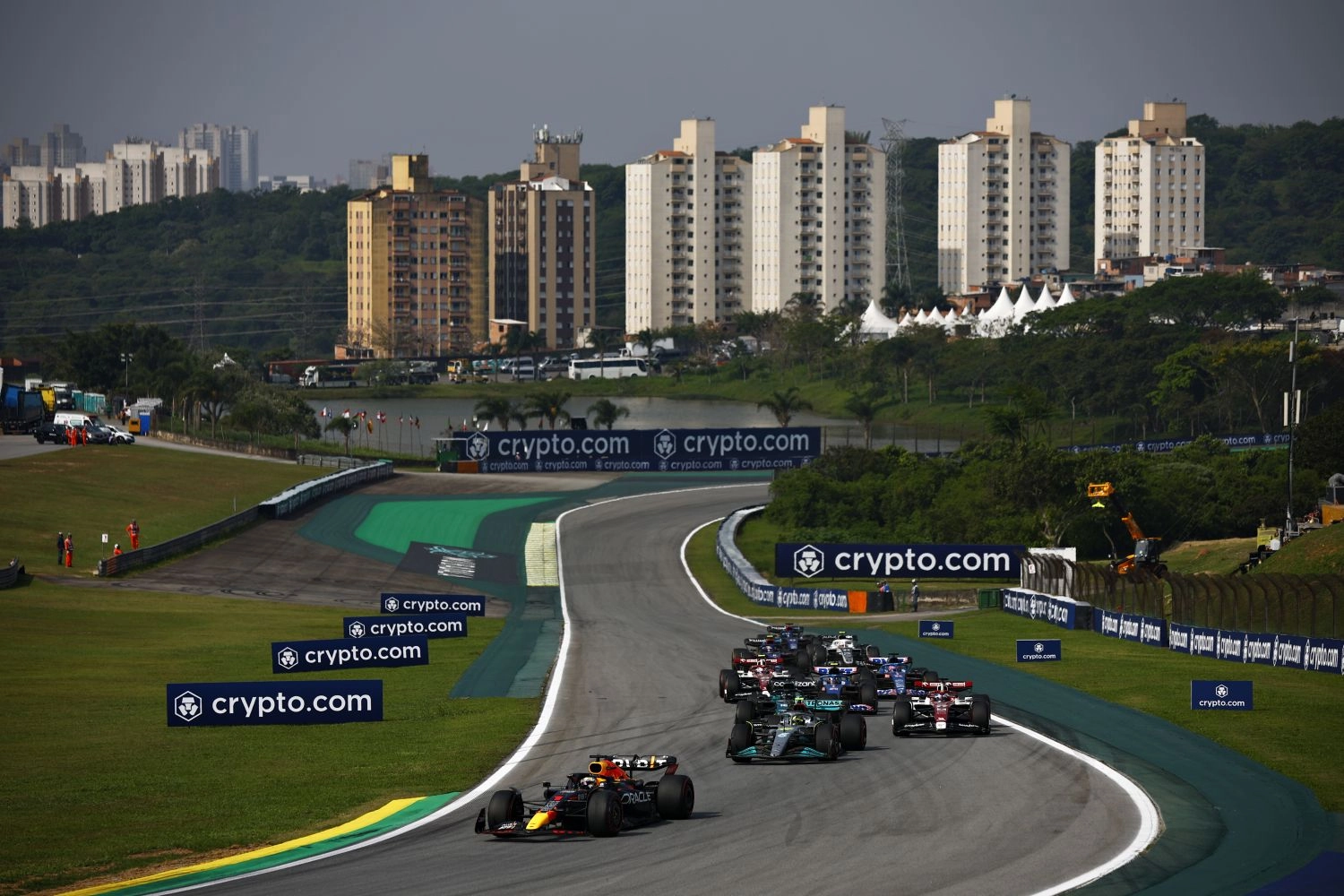 La FIA ouvre une enquête sur l’envahissement du circuit à São Paulo