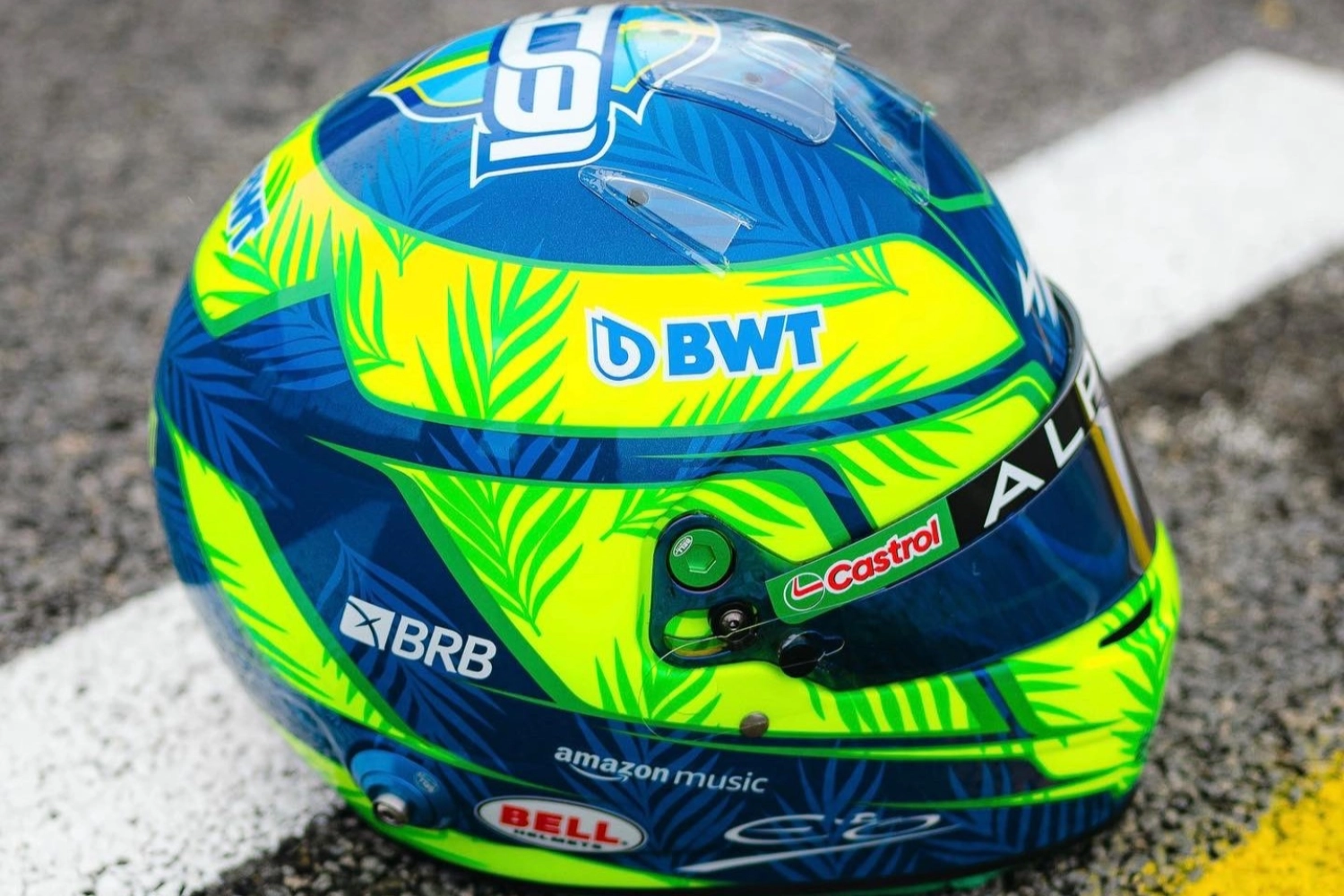 Nouveau casque pour Esteban Ocon au Grand Prix de São Paulo