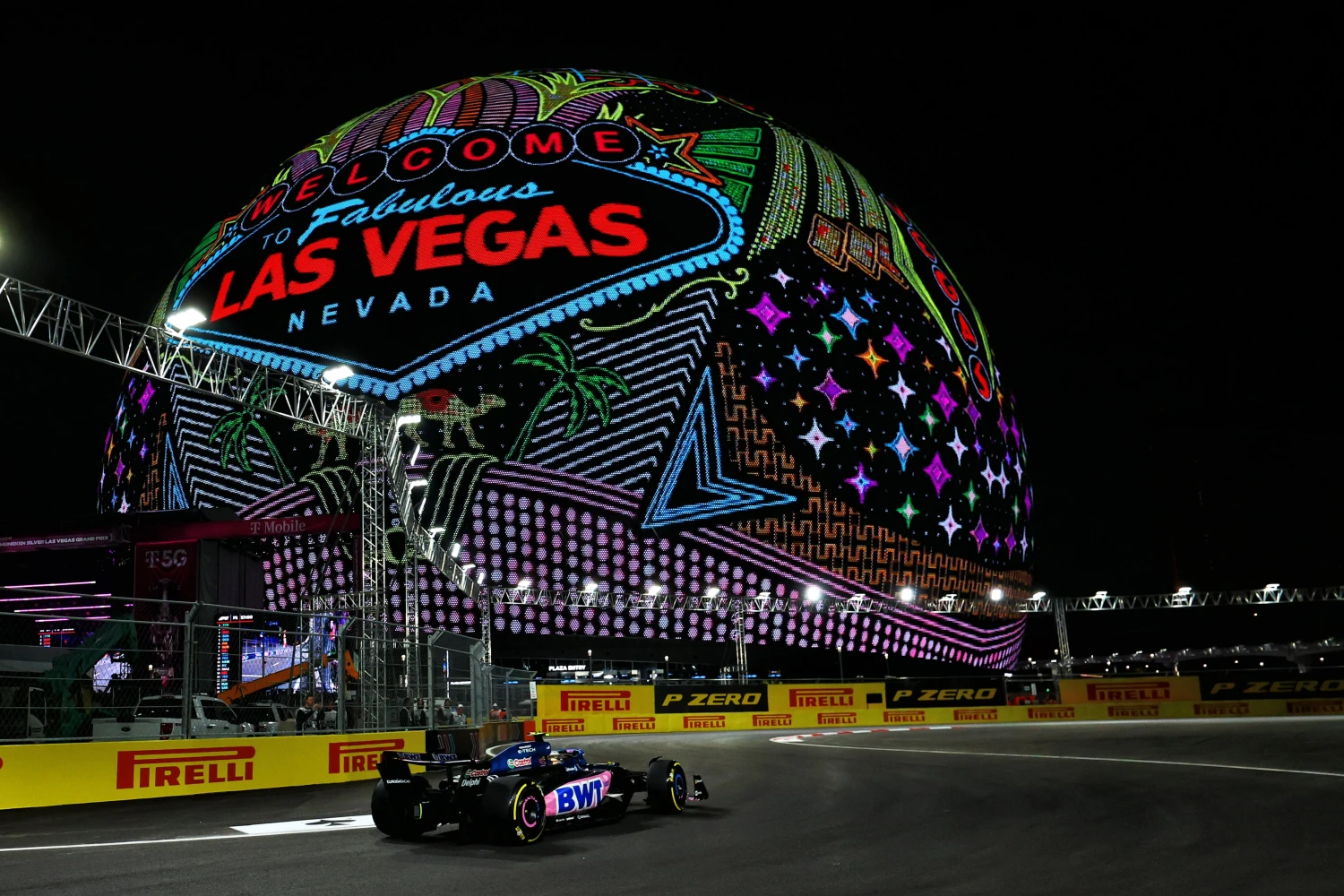 En direct. Suivez les Essais Libres 2 du Grand Prix de Las Vegas