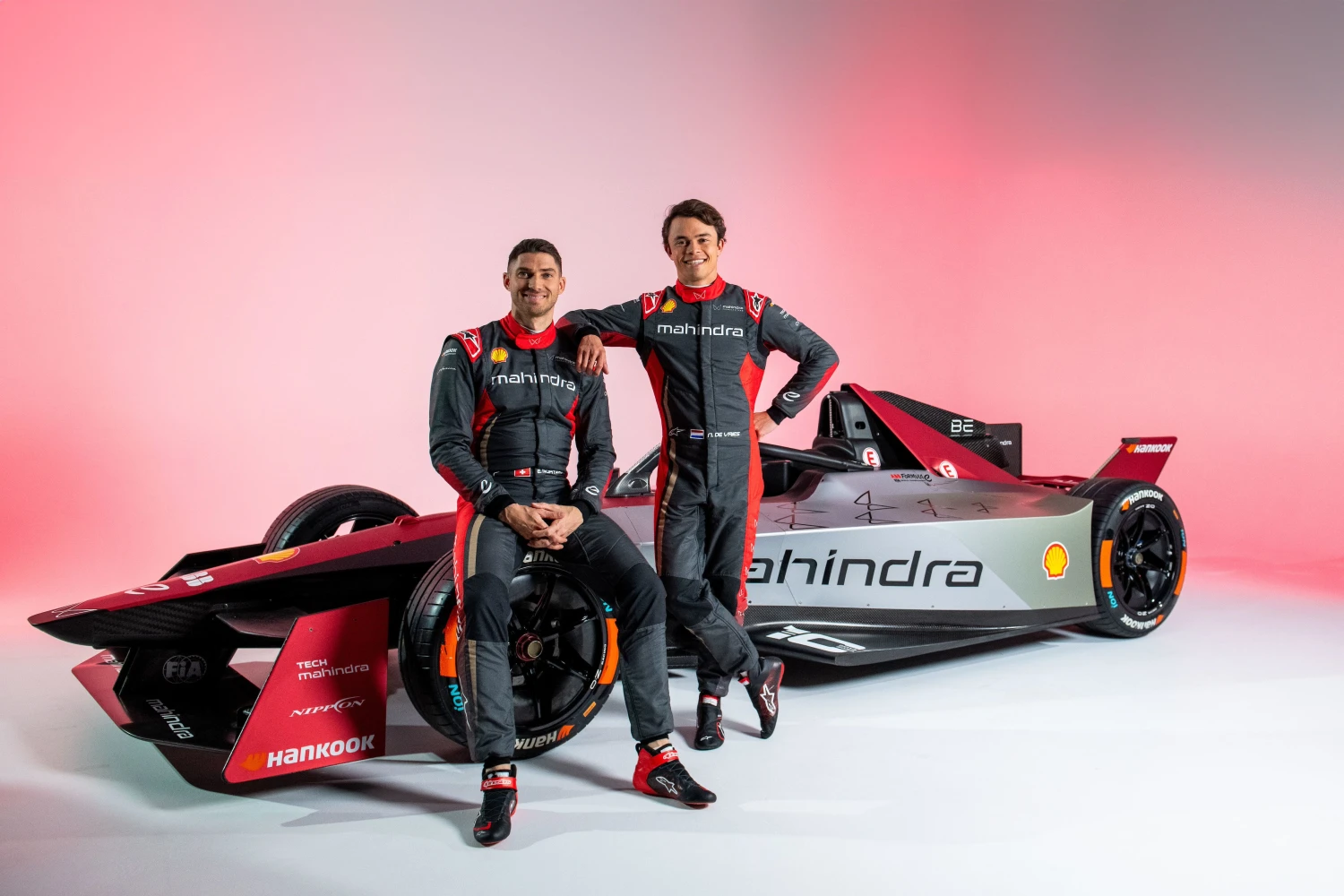 Mahindra Racing lève le voile sur ses nouvelles couleurs en Formule E