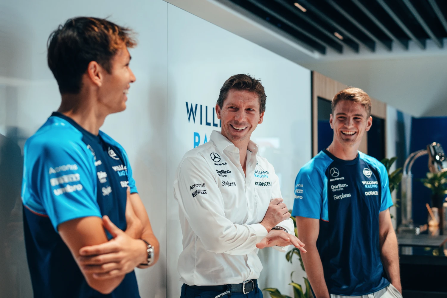 Marcus Ericsson révèle des tensions entre Logan Sargeant et James Vowles