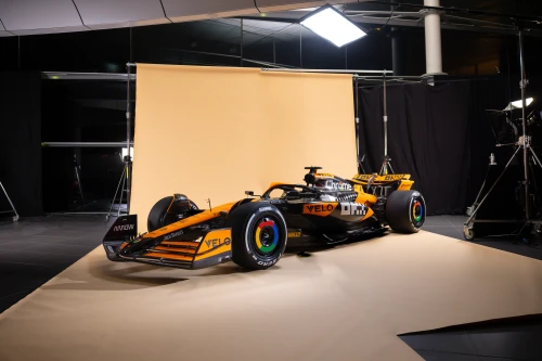 Les photos de la McLaren MCL38 2024