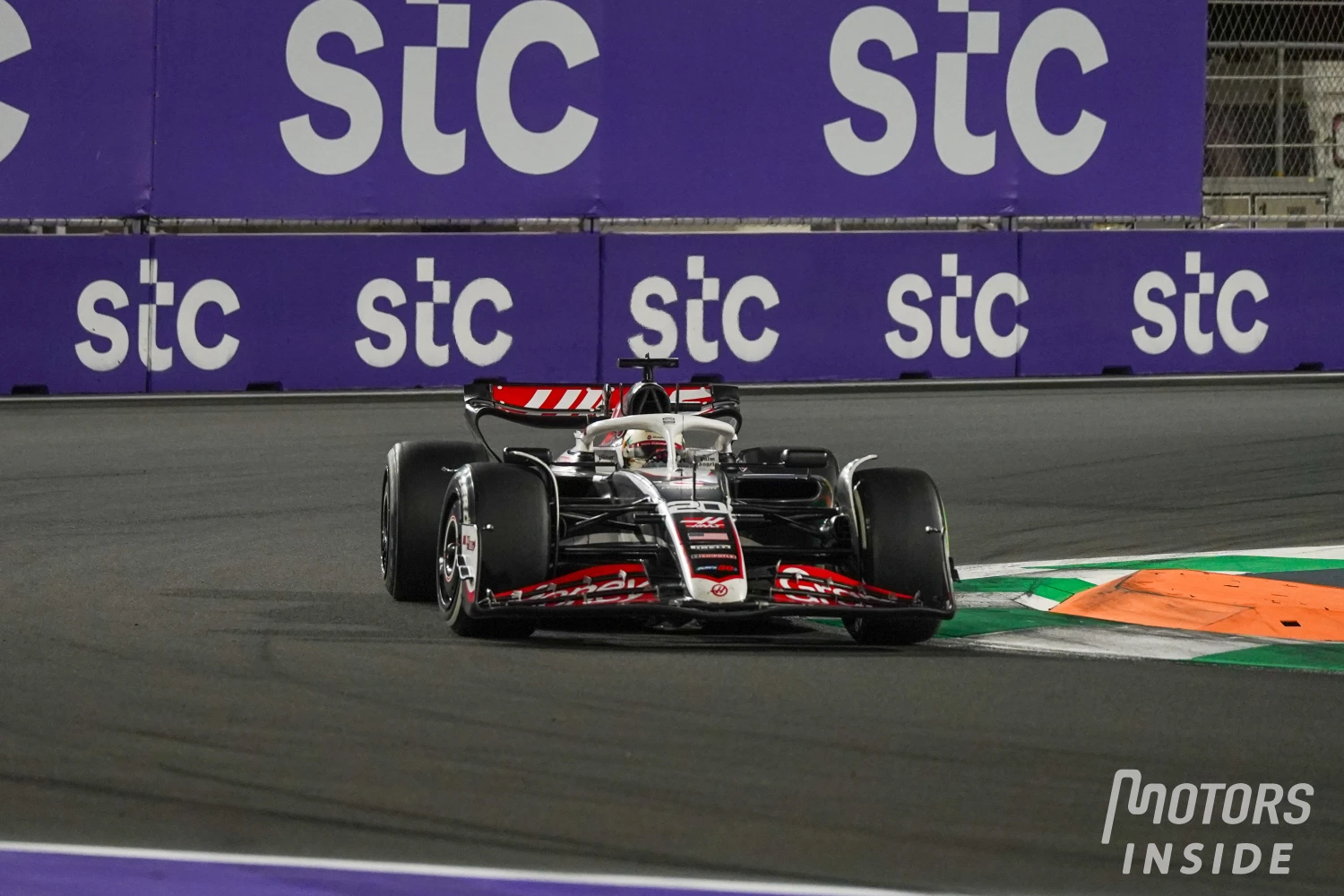 Kevin Magnussen doublement pénalisé en Arabie saoudite