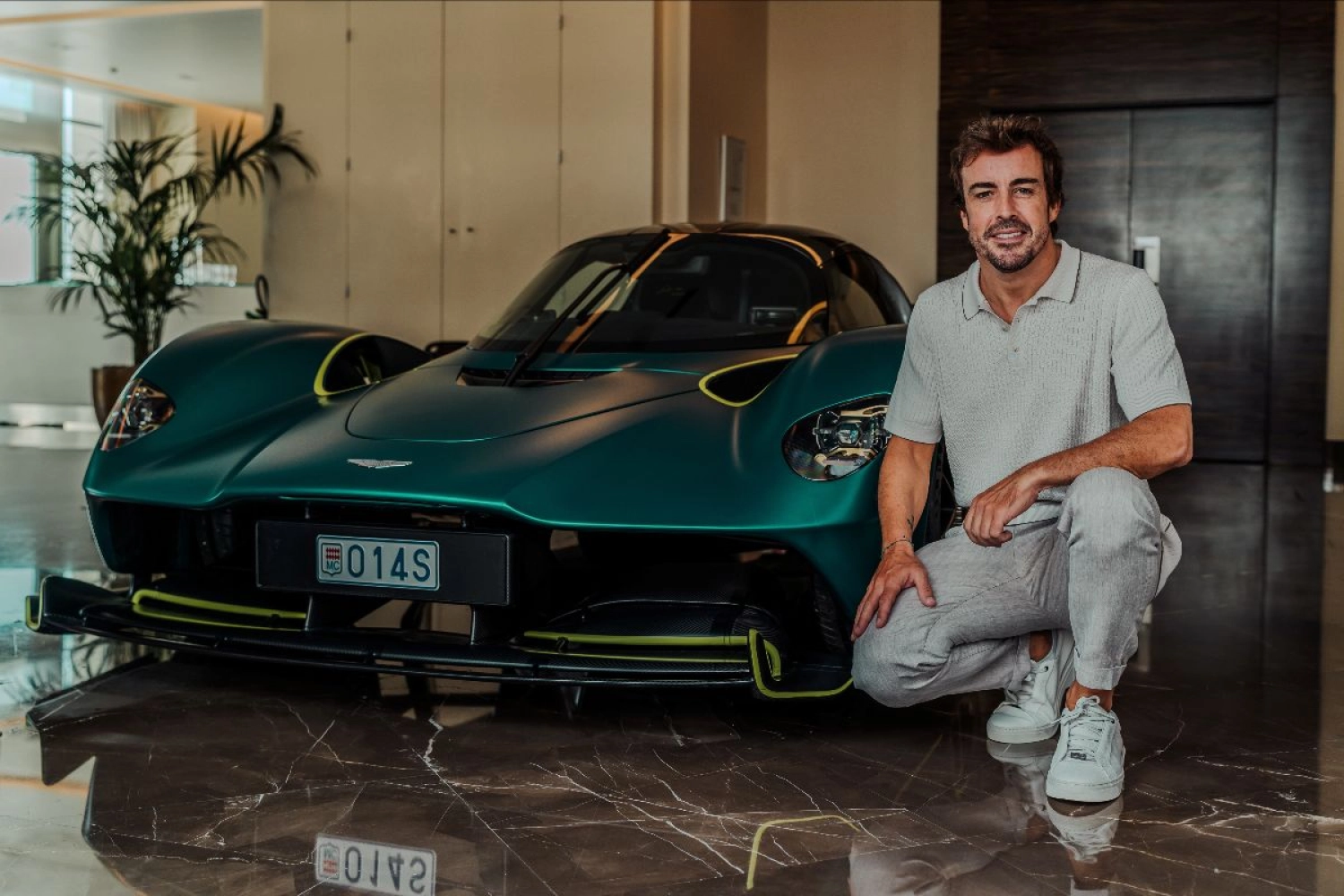 L’Aston Martin Valkyrie offerte à Fernando Alonso tombe en panne après sa livraison