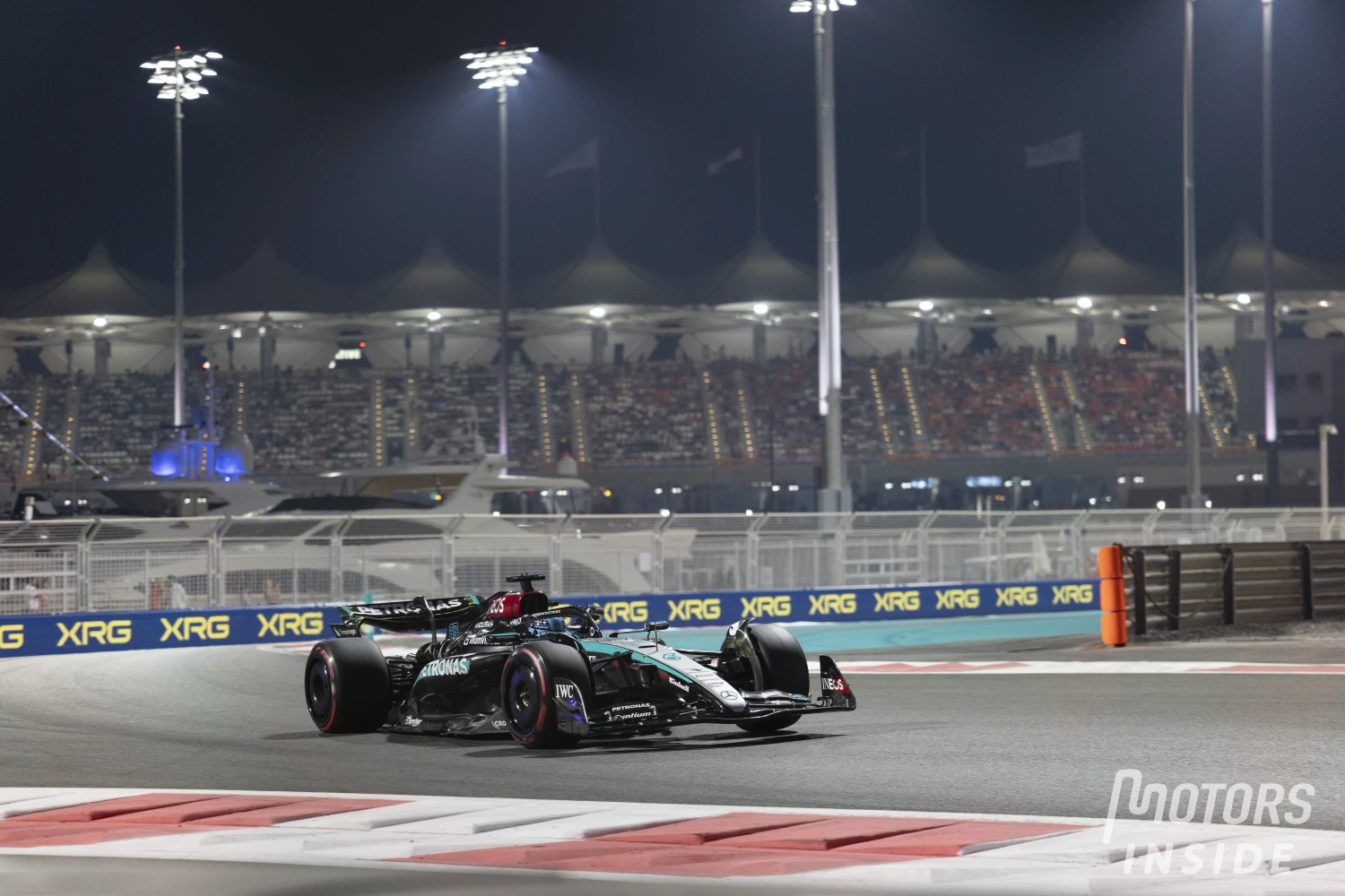 George Russell réagit à son duel avec Lewis Hamilton lors du dernier tour du Grand Prix d’Abu Dhabi