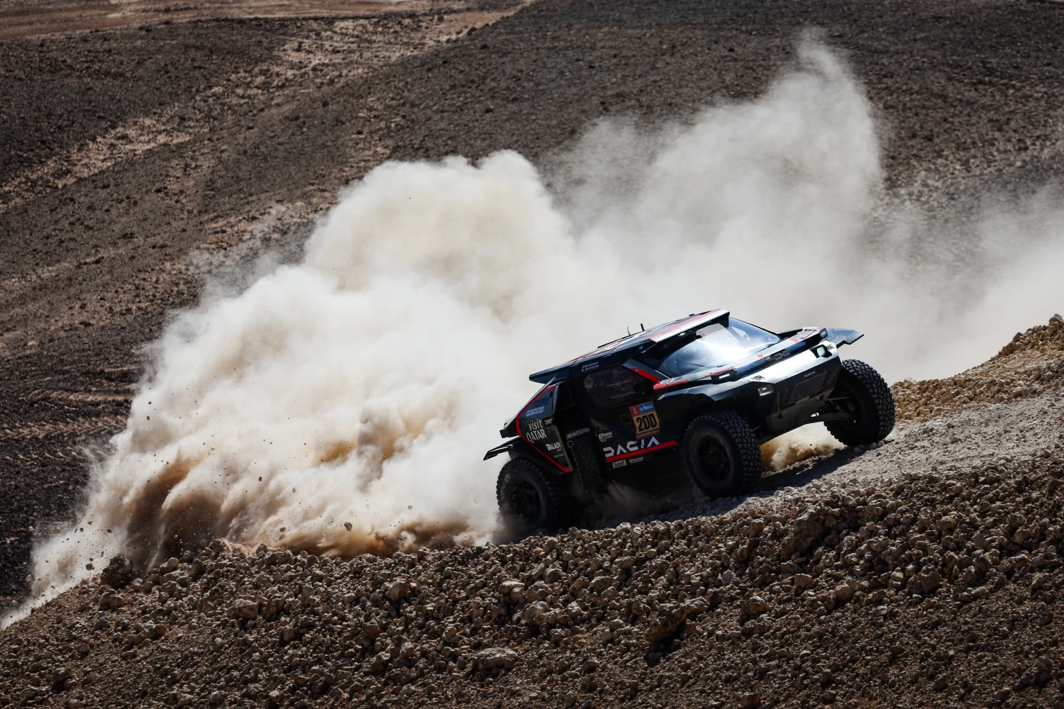 Dakar 2025 – Etape 9 : Nasser Al-Attiyah offre à Dacia sa première victoire sur un Dakar