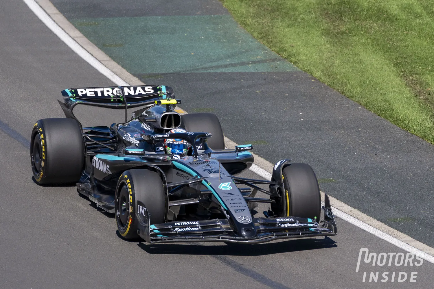 Kimi Antonelli éliminé dès la Q1 en Australie : des dégâts sur le fond plat qui ont coûté trop de temps