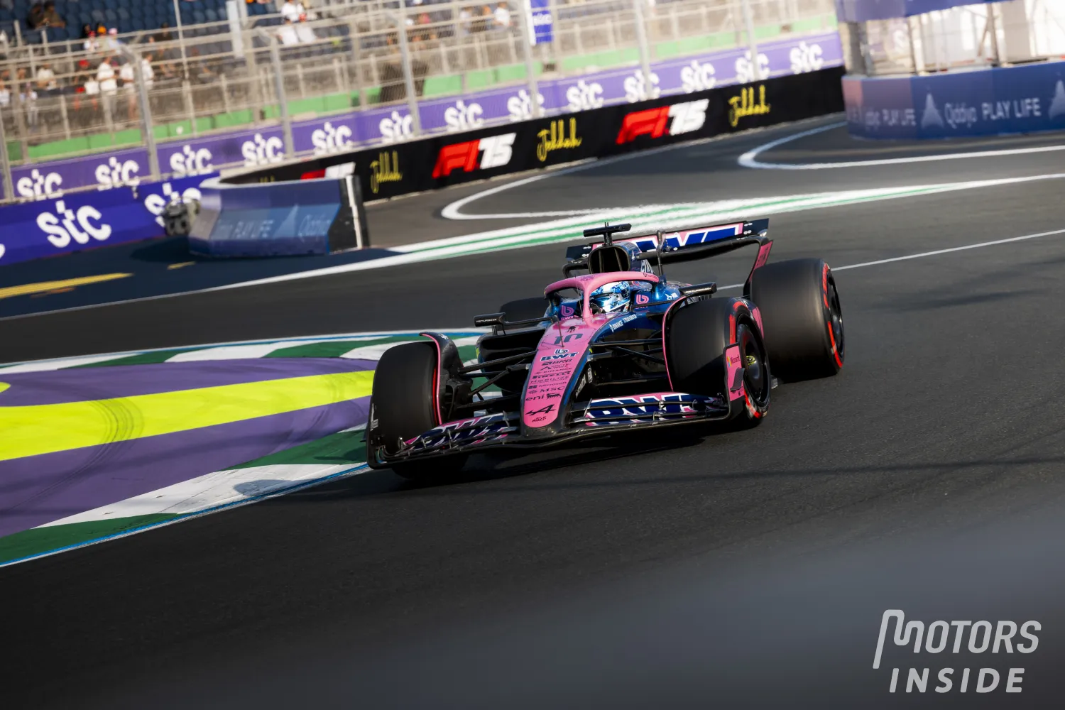 Gasly contraint à l’abandon après un accrochage à Monaco