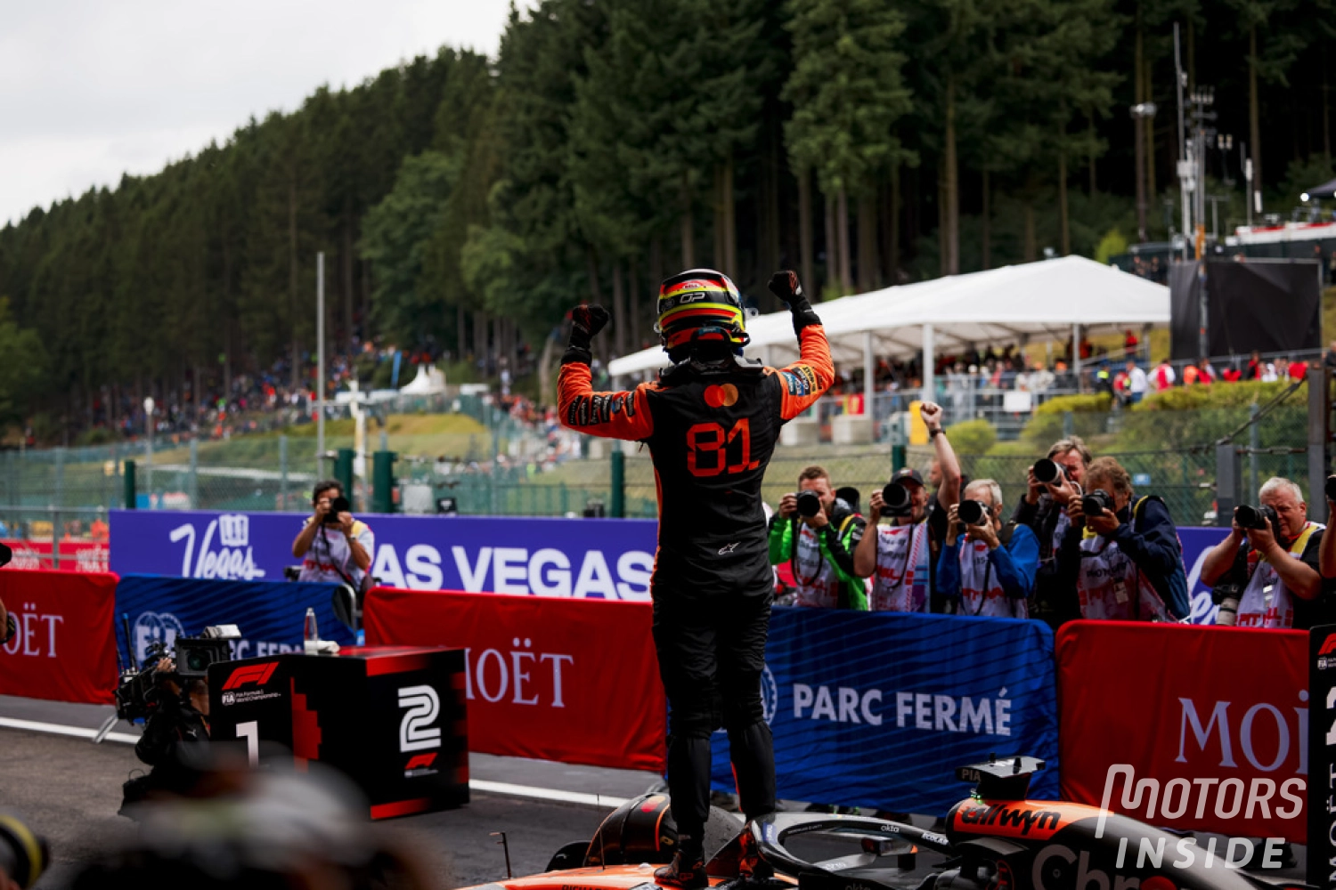 Grand Prix de Belgique : Piastri s’impose à Spa, Norris manque le coche au départ