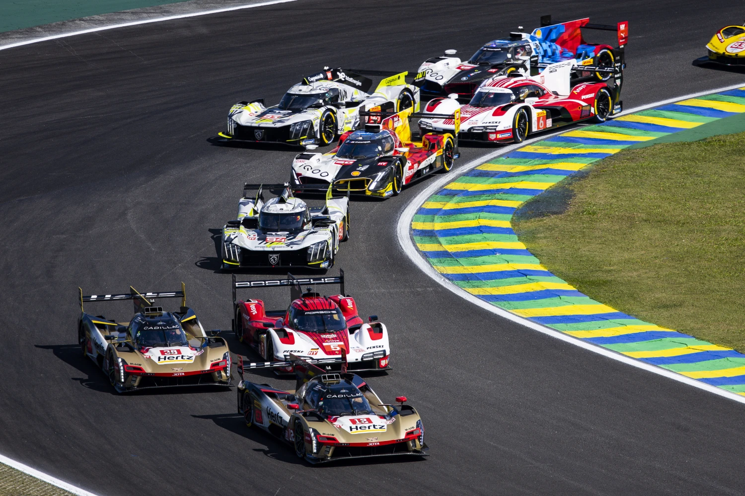 6 Heures de São Paulo – Course H+4 : Cadillac semble filer vers la victoire